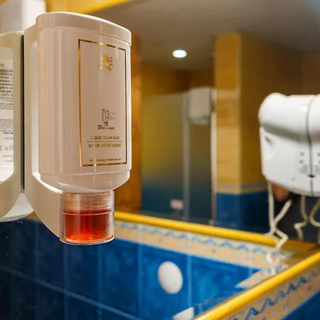 Hotel Avion - Self Check In Plowdiw