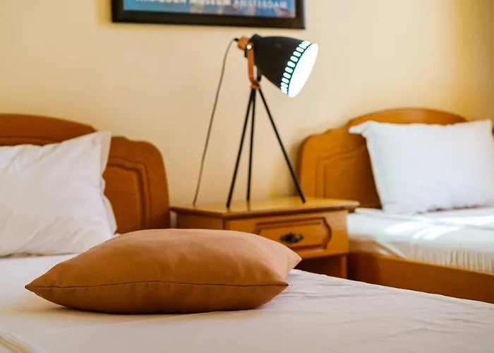 Avion - Self Check In 酒店 3*