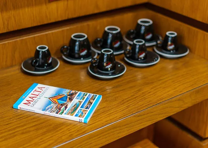 Avion - Self Check In 3*