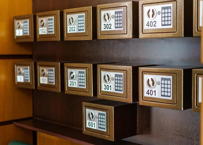 מלון Avion - Self Check In פלובדיב