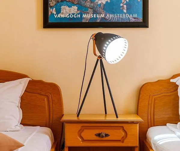 מלון Avion - Self Check In פלובדיב