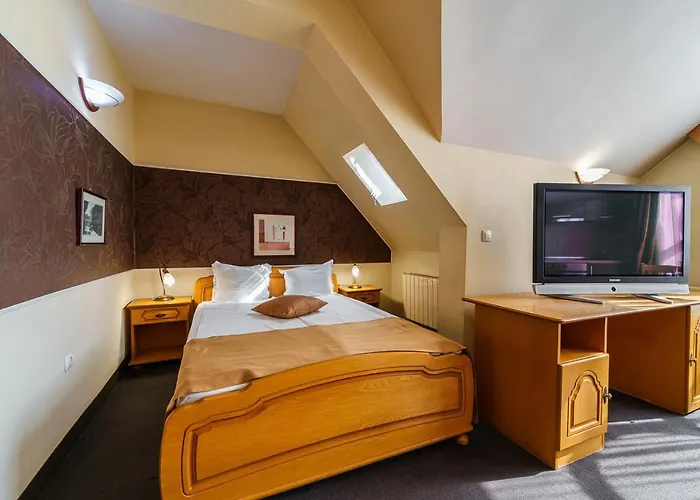 Avion - Self Check In מלון 3*