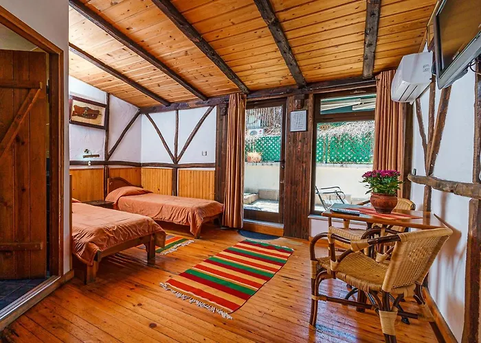 מלון Avion - Self Check In 3*